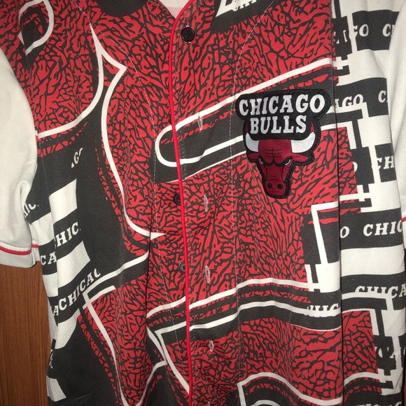 Bulls shirt and jersey - Picture 5 of 5
